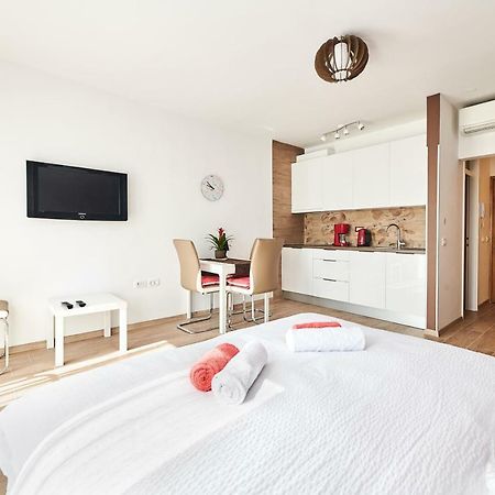 Studio Apartman Lena Umag Exterior photo