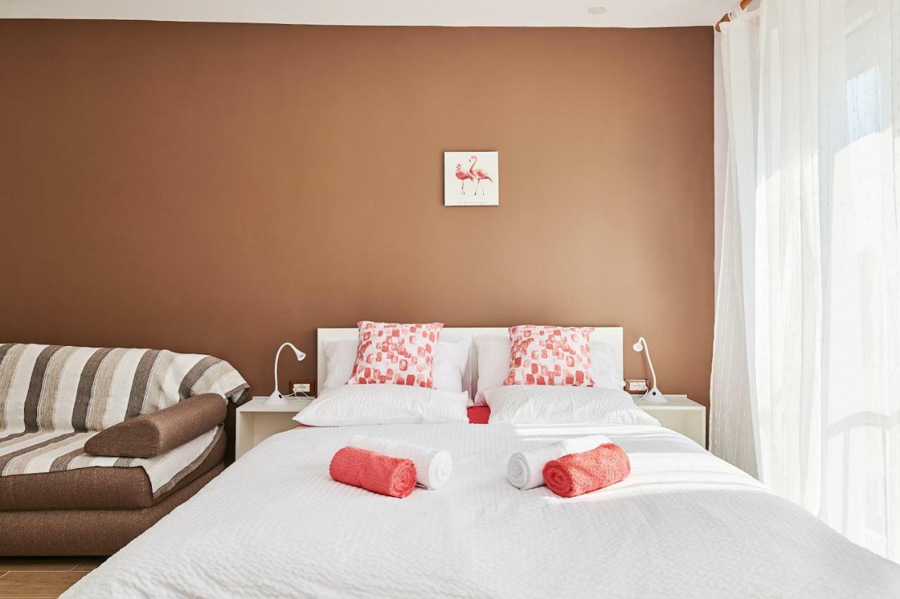 Studio Apartman Lena Umag Exterior photo